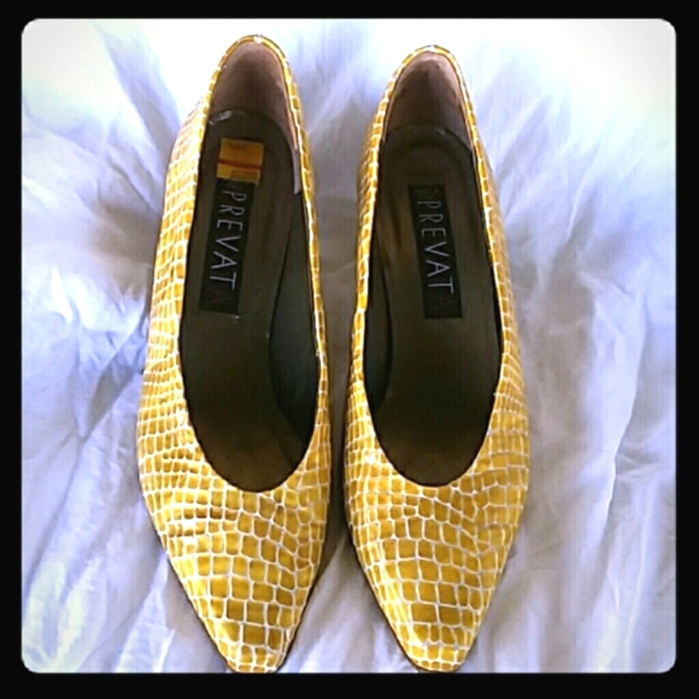 Prevata Italy Leather Gold / Yellow Heels Shoes 6